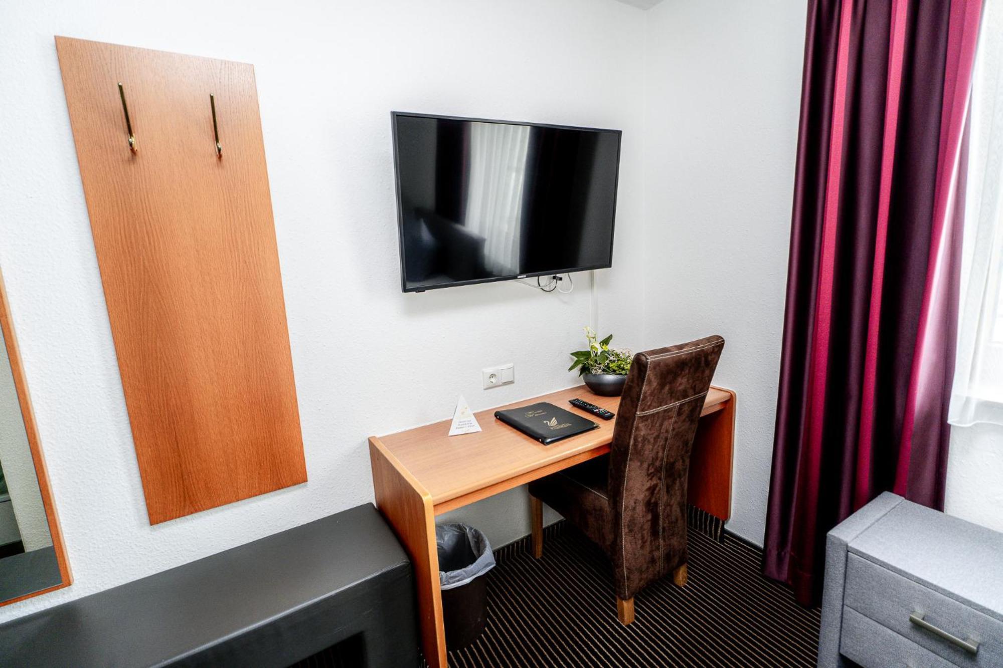גינגן אן דר ברנץ Stadthotel Giengen מראה חיצוני תמונה